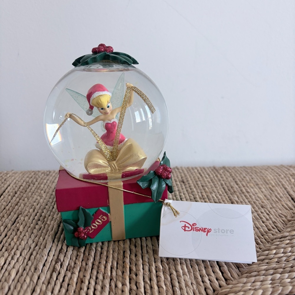 NWT Vtg Disney Store Tinker Bell Christmas Holiday Snowglobe 2005 NO BOX
